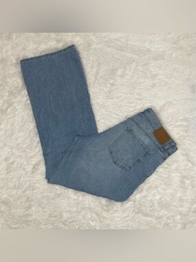 Aeropostale High Rise Wide Leg Jeans Women’s Size 10 Medium Wash Blue Denim